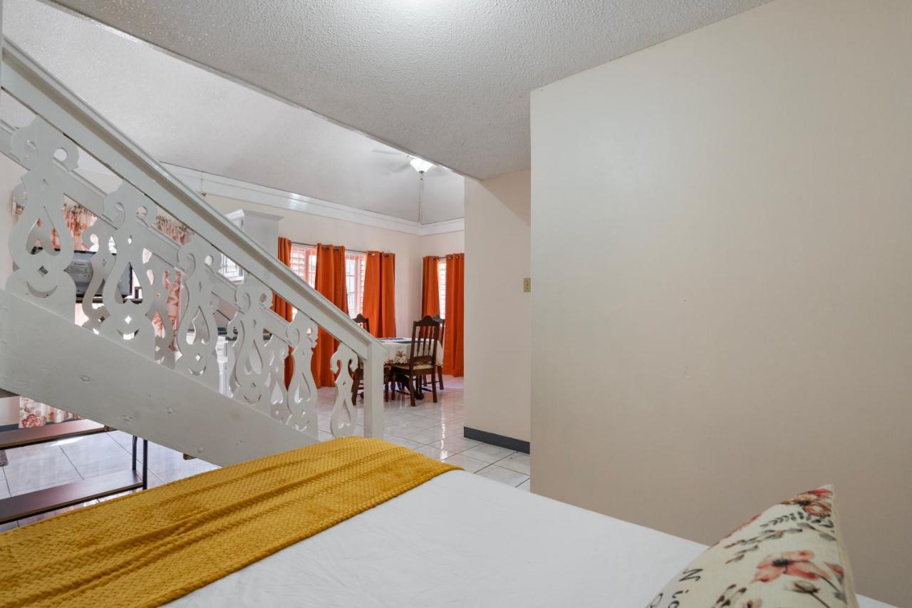Shaw Park Gem Apt 12D Ocho Rios Buitenkant foto